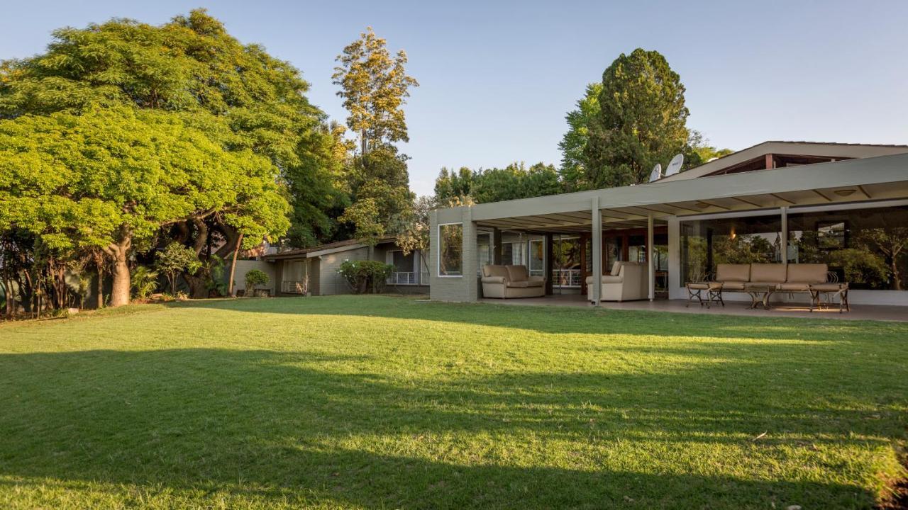 Dynasty Forest Sandown Serviced Apartments & Self Catering Hotel Joanesburgo Exterior foto