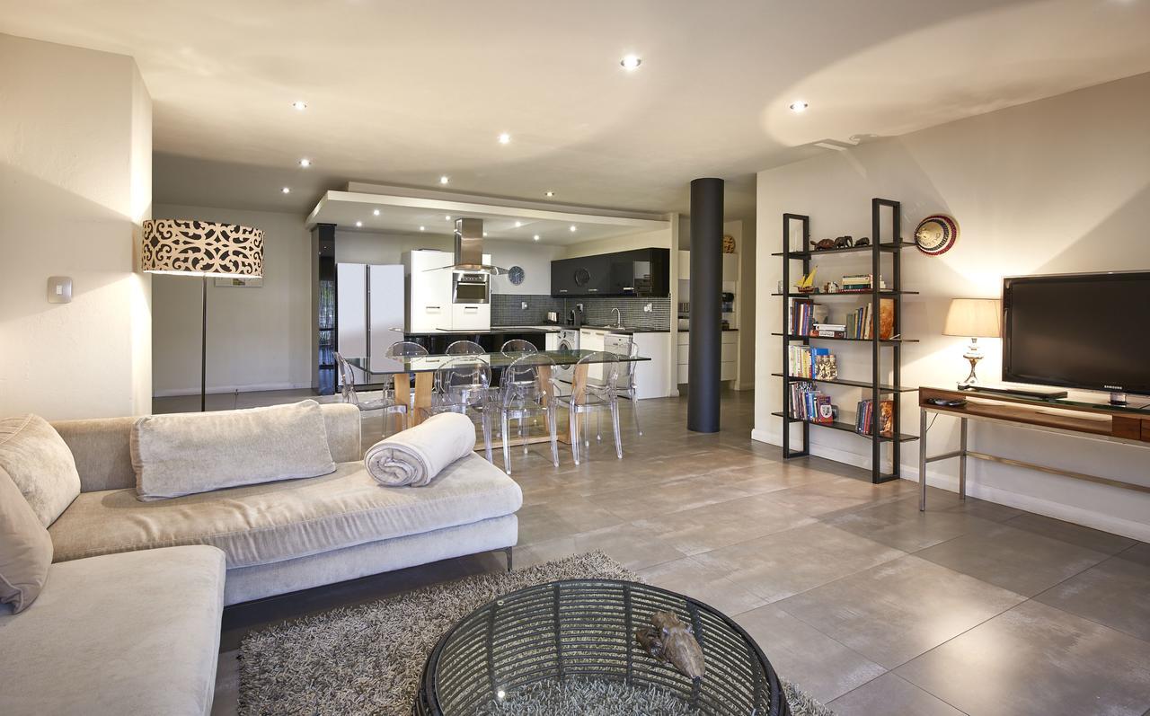 Dynasty Forest Sandown Serviced Apartments & Self Catering Hotel Joanesburgo Exterior foto