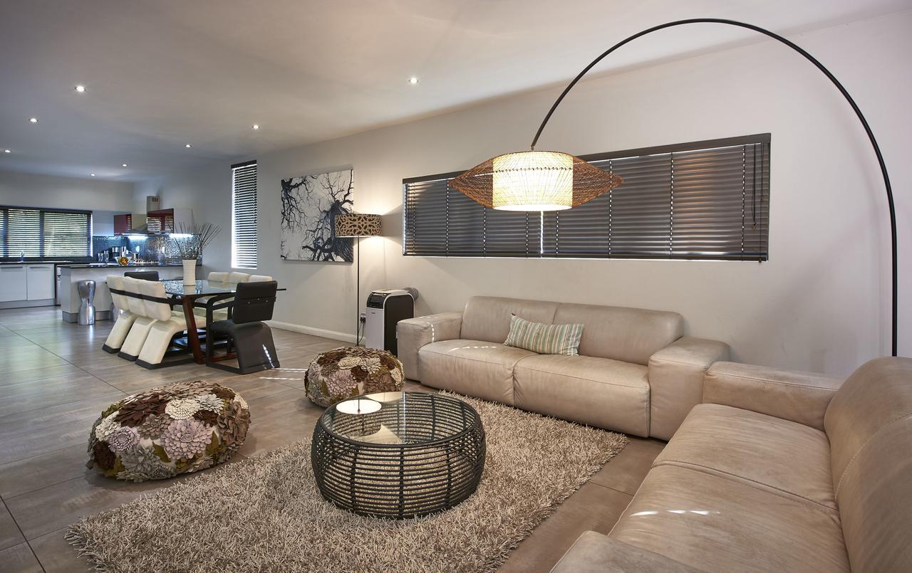 Dynasty Forest Sandown Serviced Apartments & Self Catering Hotel Joanesburgo Exterior foto
