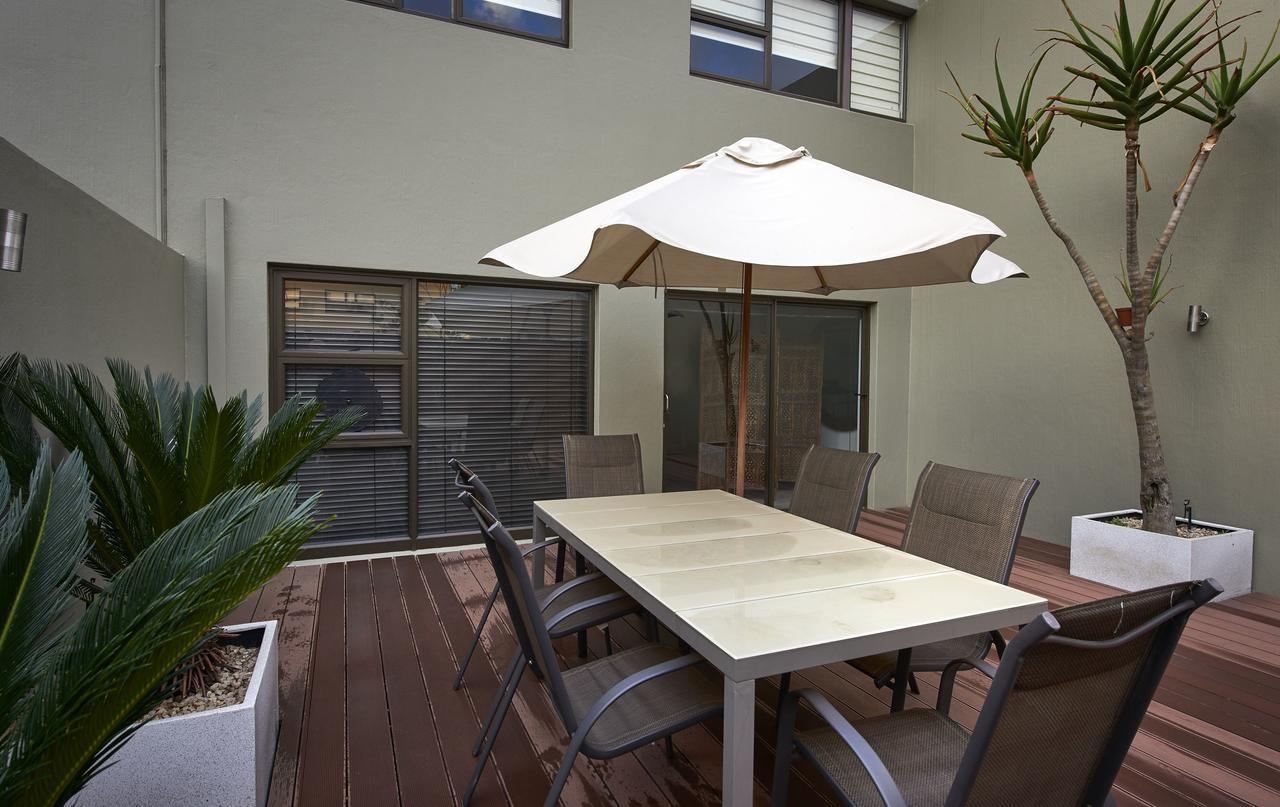 Dynasty Forest Sandown Serviced Apartments & Self Catering Hotel Joanesburgo Exterior foto